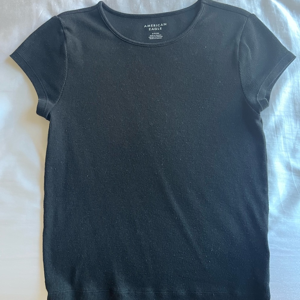 American Eagle Outfitters Black Short Sleeve Tee